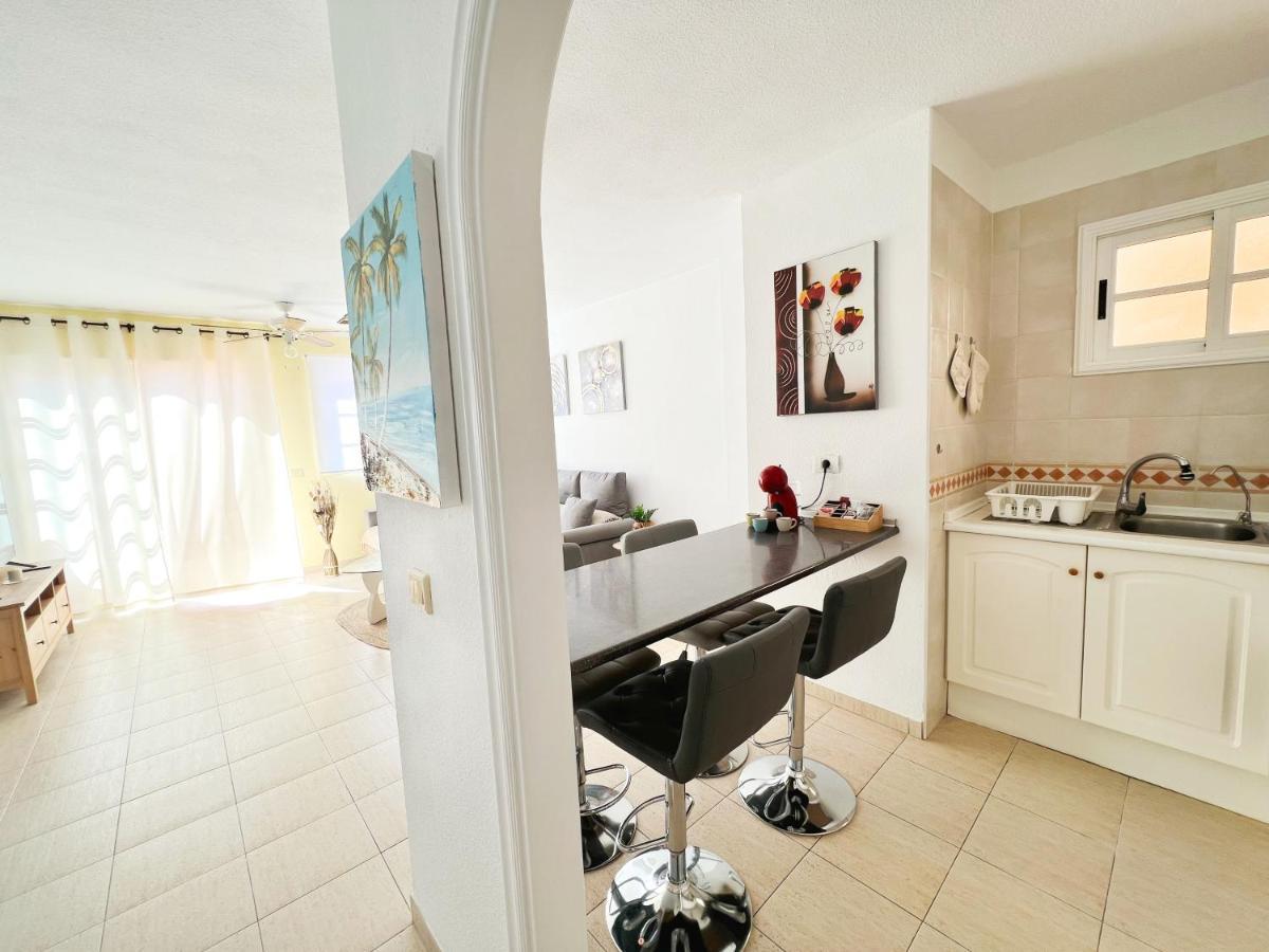 !!! Relaxing View, The Heights Apartment With Terrace And Heated Pools, Los Cristianos Лос Кристианос Экстерьер фото